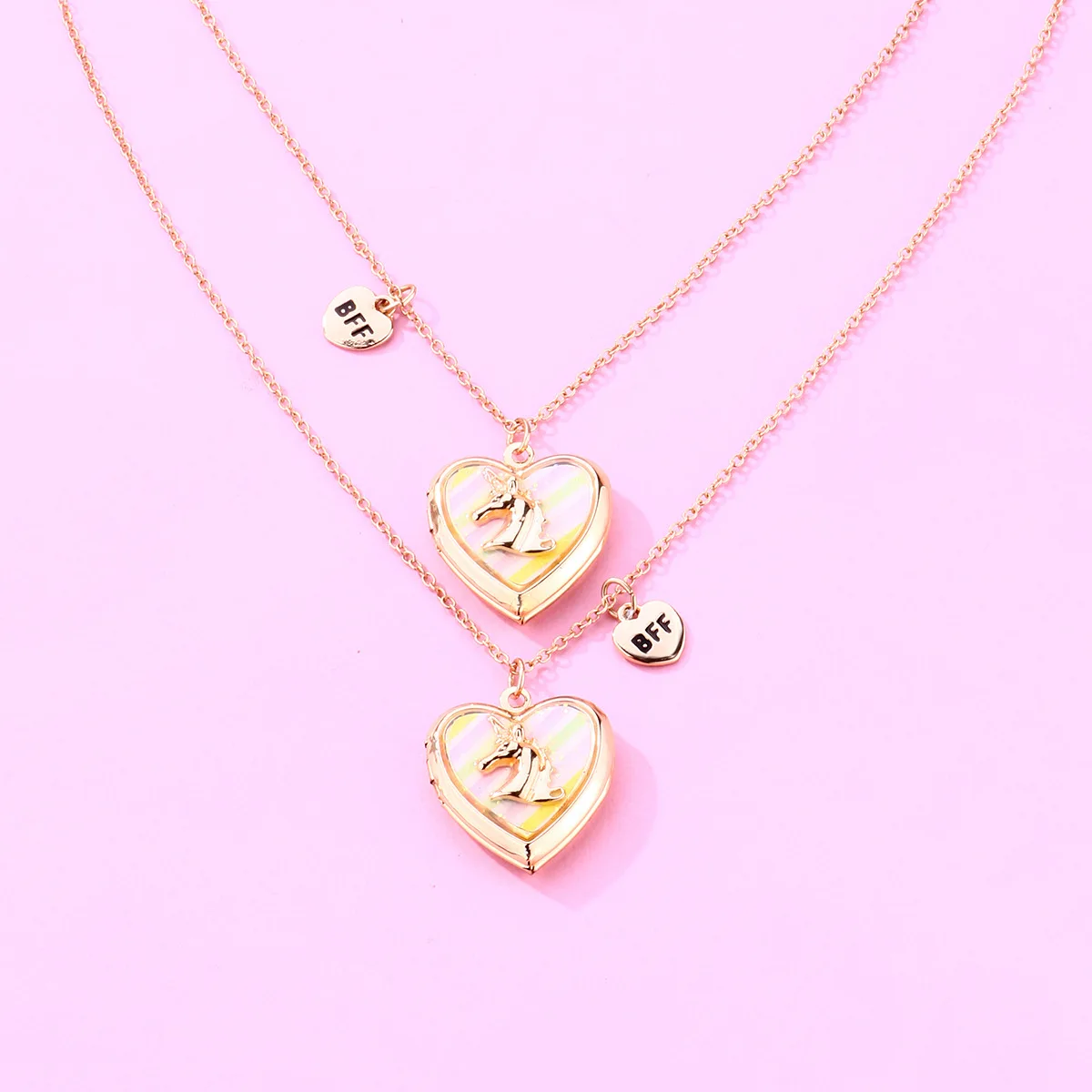 2023 New Design Kids Best Friend Couple Necklace Cute Pastel Color Unicorn Heart Open Locket Photo Pendant BFF Necklaces For Kid