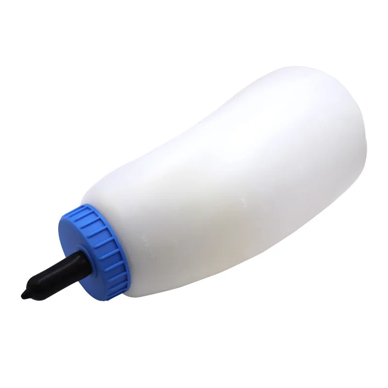 Низкая цена 2 л 4 черный шаровой кран кормушка для крупного рогатого скота овец молока Европейский пластиковый корм корма теленка козья коза горшок кормления