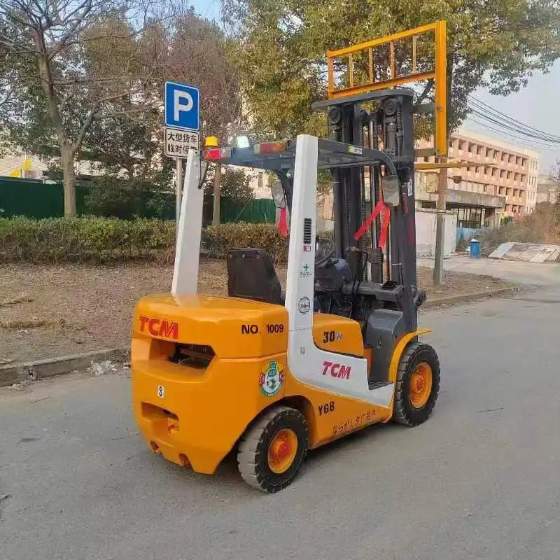 Low price second hand TCM FD30 diesel forklift high quality used TCM FD30 forklift in stock