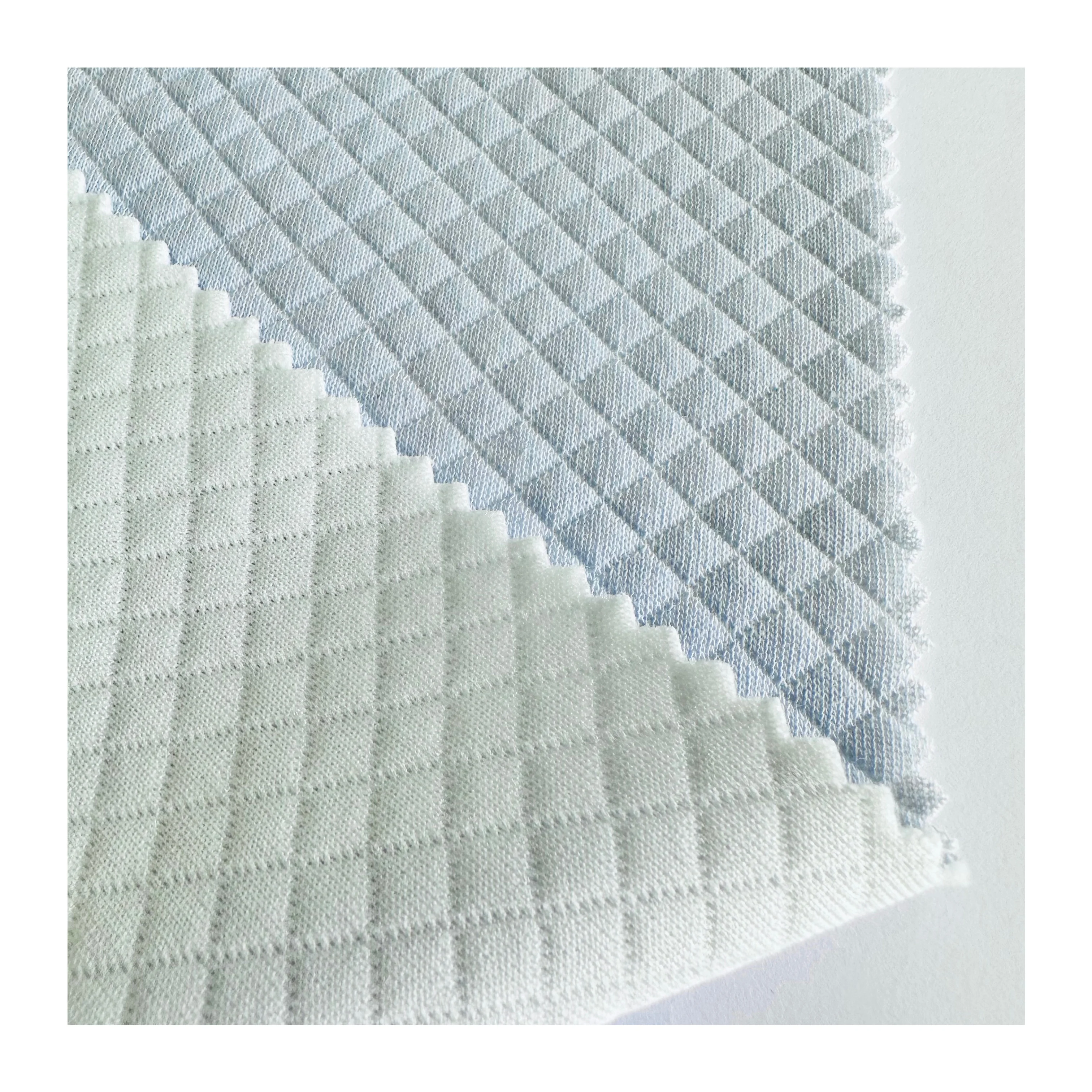Wholesale polyester cotton 65/35 TC double sided jacquard diamond double sided quilted material fabric for bags