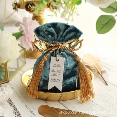 11*14cm High Quality Red Blue Pink Drawstring Candy Pouch Packing Bags Wedding Gift Bag Tassel Velvet Bag