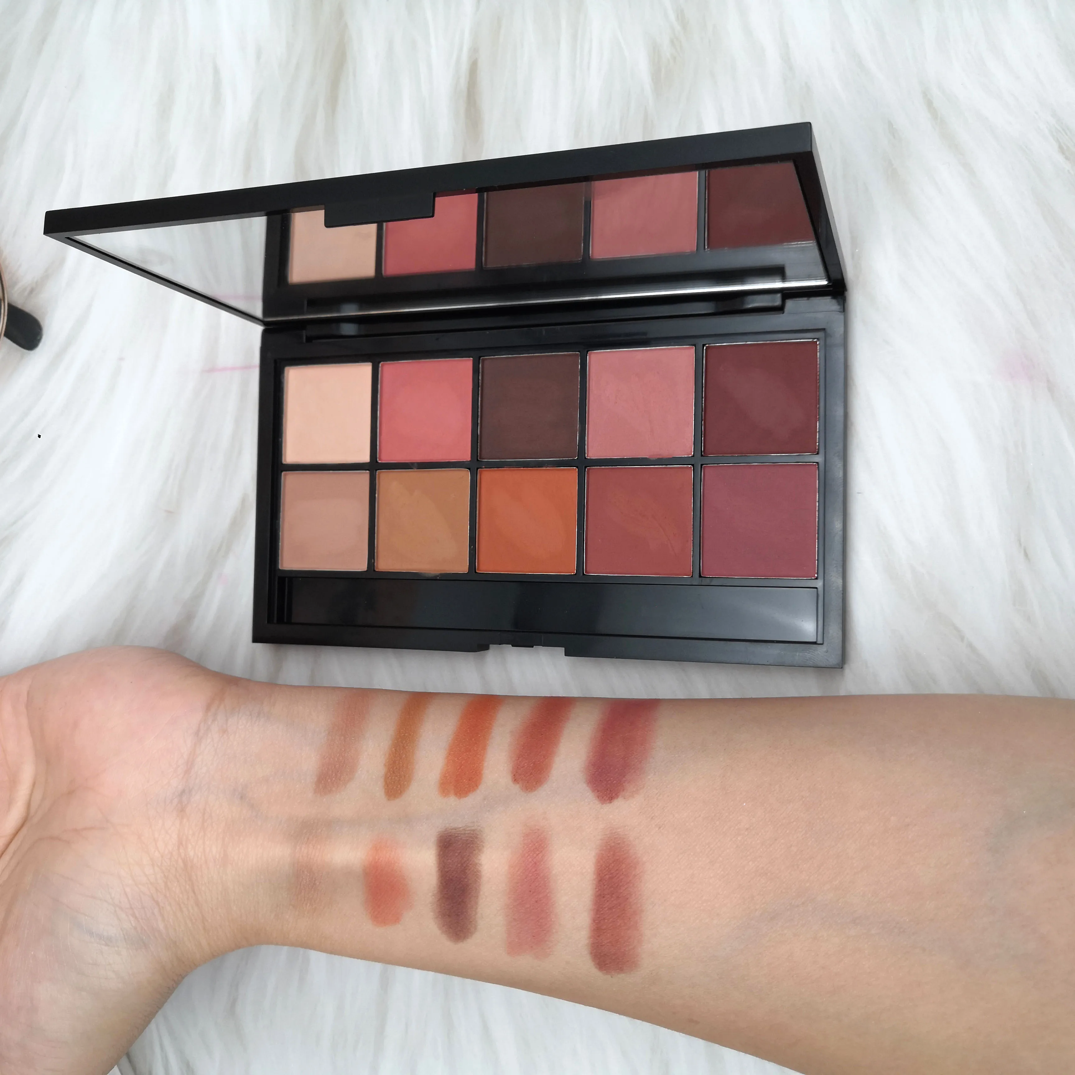 Fashion Eyeshadow Palette 10 Colors Matte Eyeshadow Palette Glitter Eye Shadow Makeup Nude Beauty Make up Cosmetics