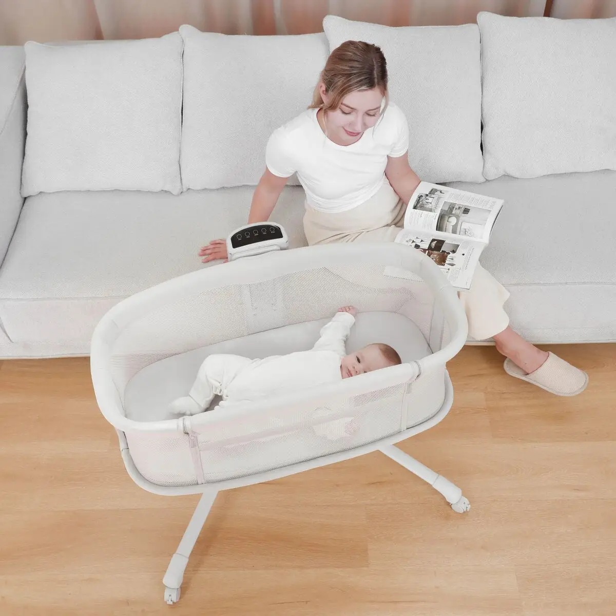 New Design Adjustable playpen bed multifunctional automatic cradle swing newborn bassinet bedside electric crib for baby