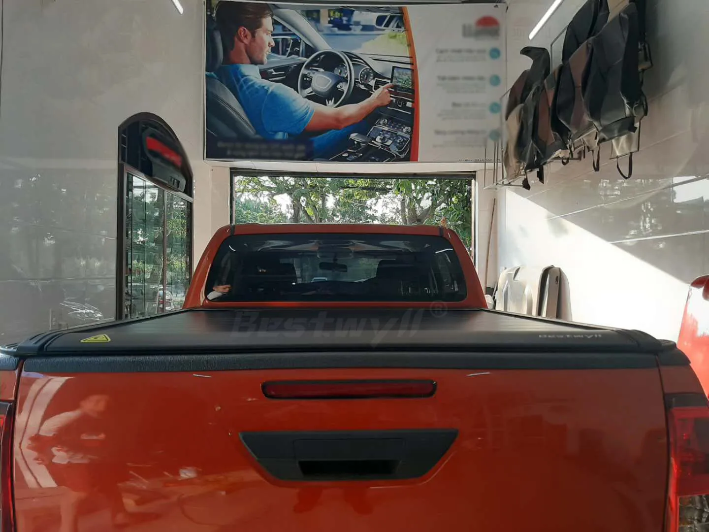 BESTWYLL Ute Auto With App Retractable Roller Lid Truck Pickup Bed Electric Tonneau Cover For Toyota Hilux Vigo Revo 2015+ E-K11