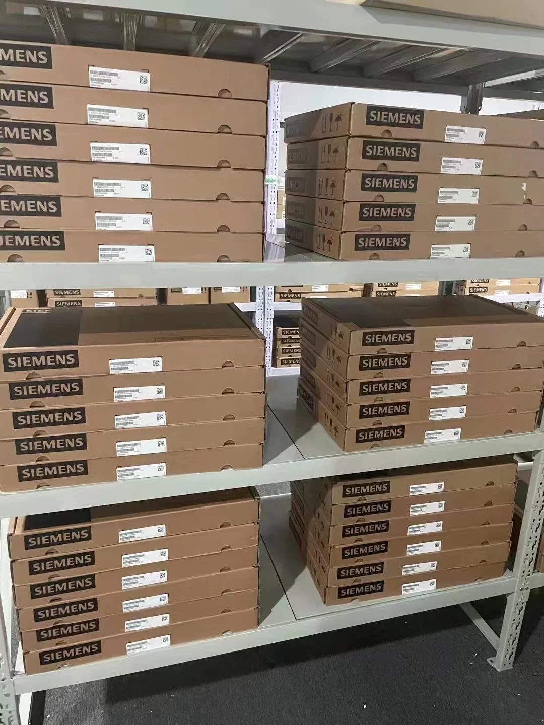 Wincc system software 6AV6381-2BE07-5AX0 6AV6381-2BE07-5AX0 running software