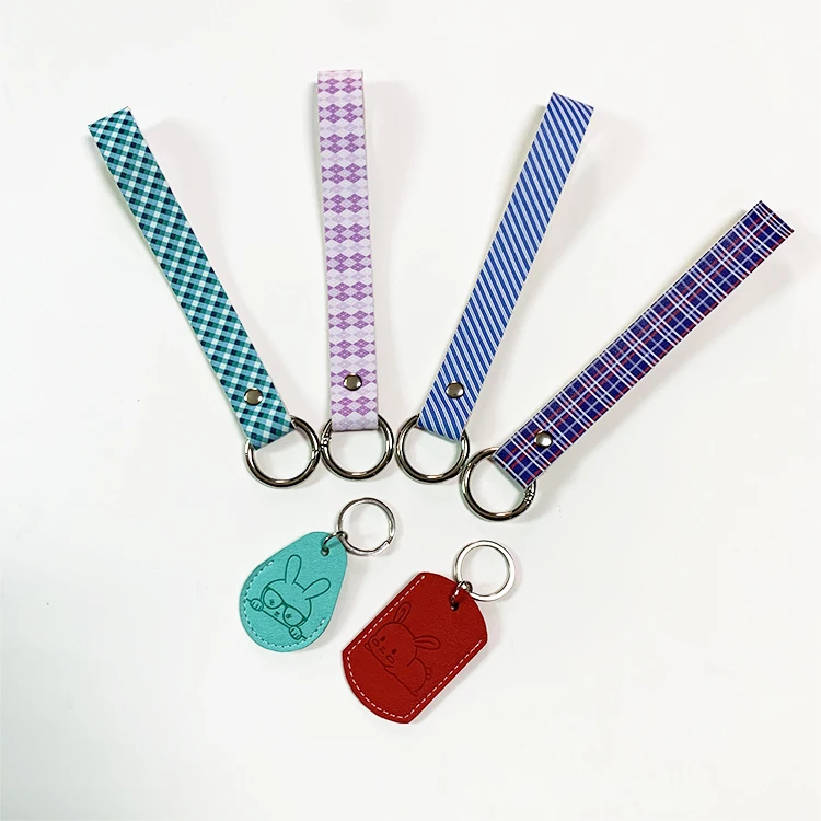 Hot Sale On Amazon Colorful  PU Leather Keychain Strap With Metal Keyring Can be Car Key holder