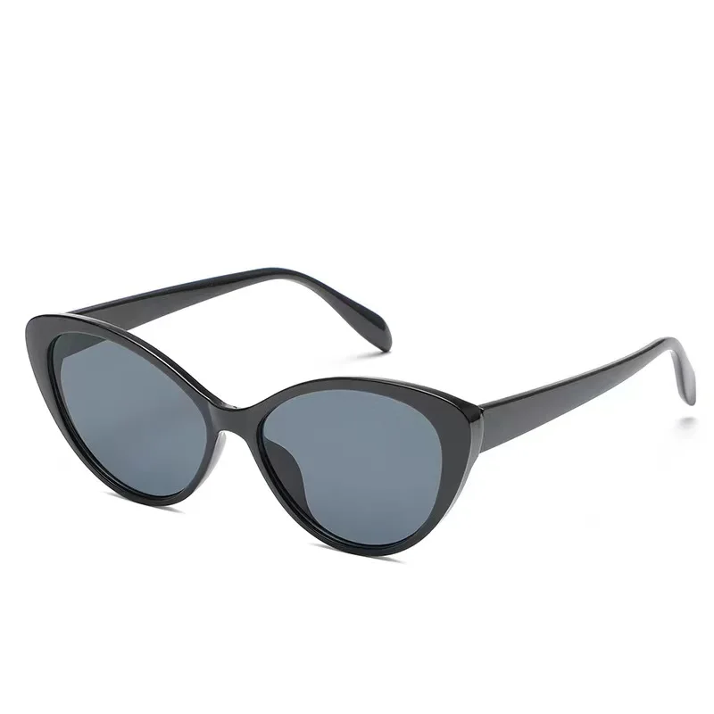 New sunglasses trend ladies cat eye ins personality street shot sunglasses beach glasses