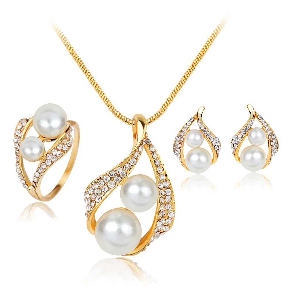 
2021 newest gold filled necklace shinny Rhinestone with Pearl Jewelry set necklace ring and earrings jewelry set for party 