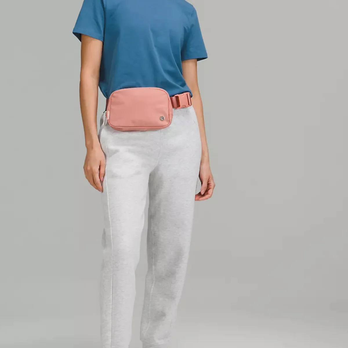 Hot style fanny pack outdoor pink fanny pack, multifunctional nylon waterproof fanny pack