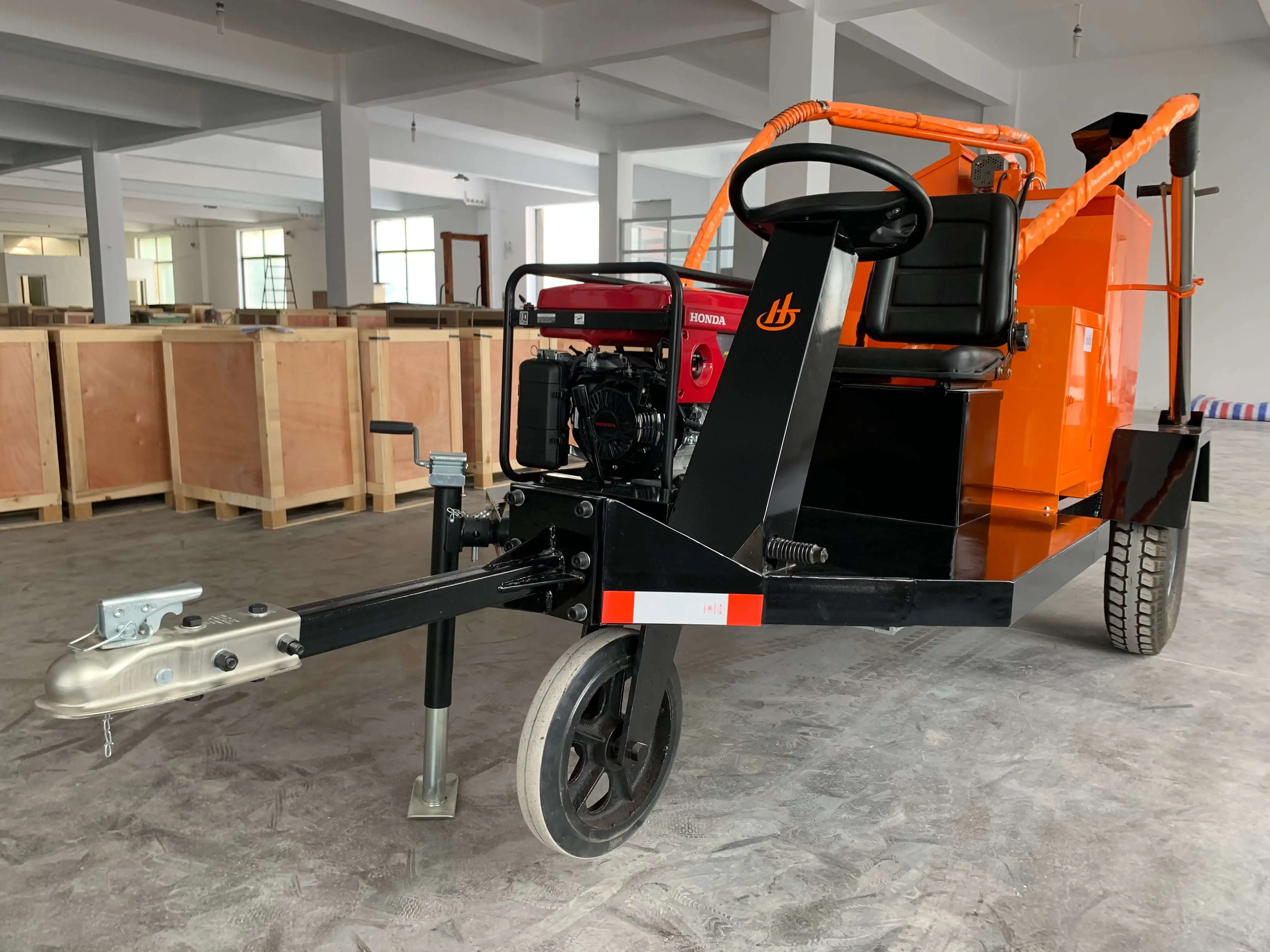 Road Machinary Crack Filler Concrete Expansion Joint Filler Asphalt Crack Filling Equipment Road Sealing Machines