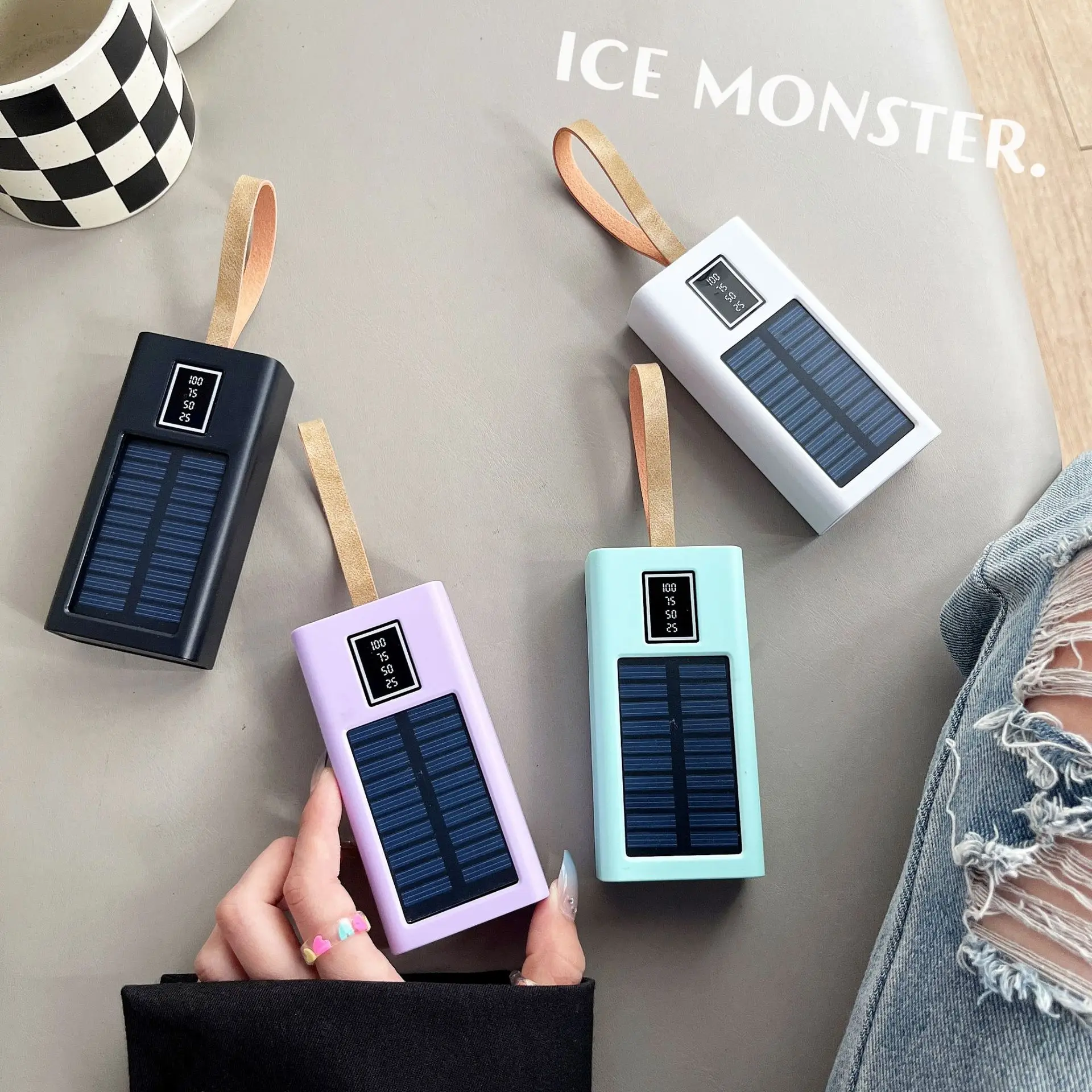 2023 New Products Solar Power Bank Hot Trending 20000mAh Double USB Ultra Slim Electronics Portable fast Charge Flashlight