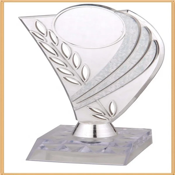 Hot funny decoration trophies figures plastic awards