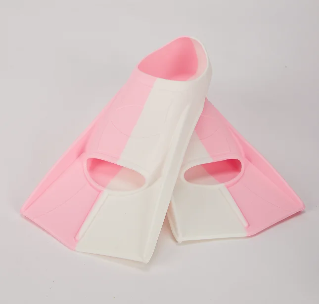 Manufacturer price Full Foot Swim Fins Diving Snorkeling Flippers Short Blade Silicone Swimming Fins with two-tone