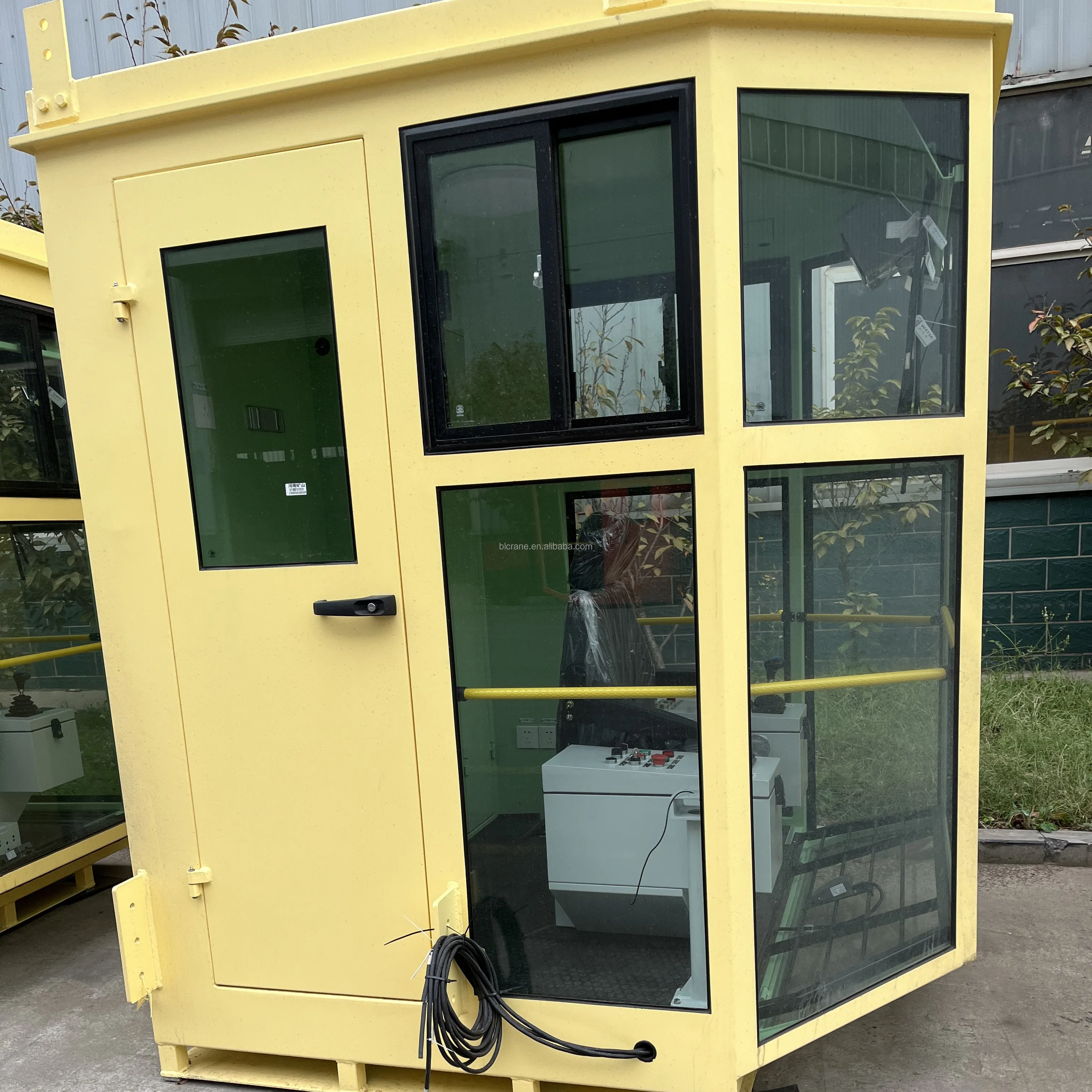 Tower Crane Gantry crane heavy Operation Cabin with Joystick and Chair in Good Condition for Sale