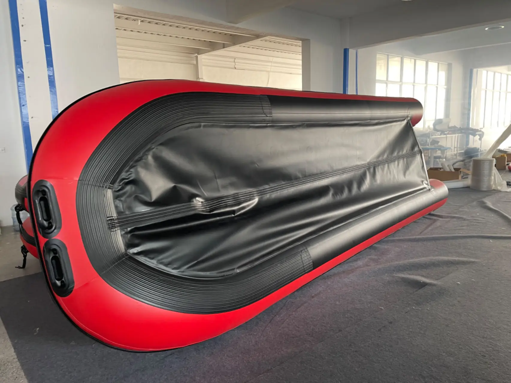 4.3m Folded  PVC Inflatable Rowing Boat for 6-8 Persons Outdoor Entertainment on Lake River and Offshore fishing inflatable boat