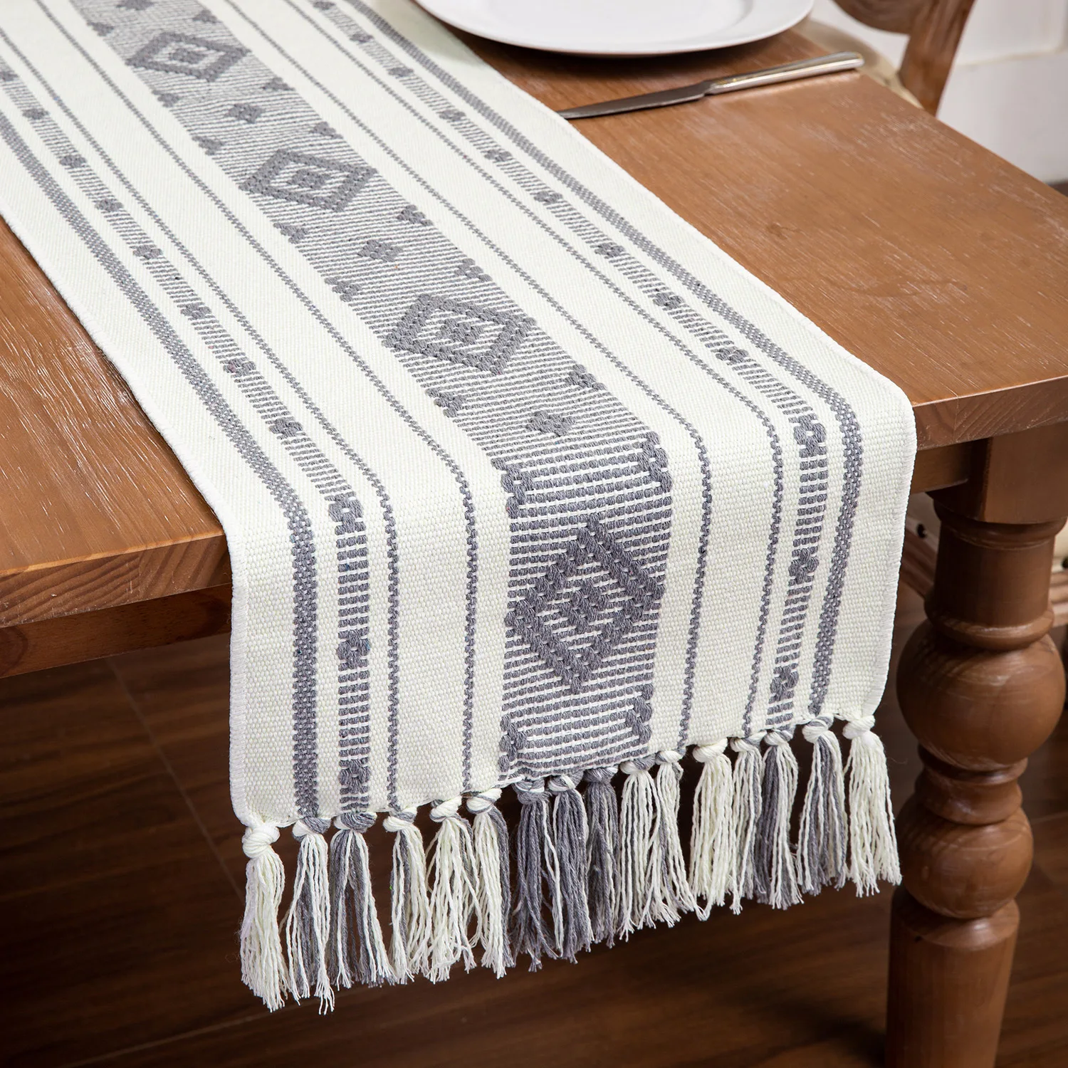 Buti Cotton flax tassel table runner country strip table runner decoration festival wedding table runner