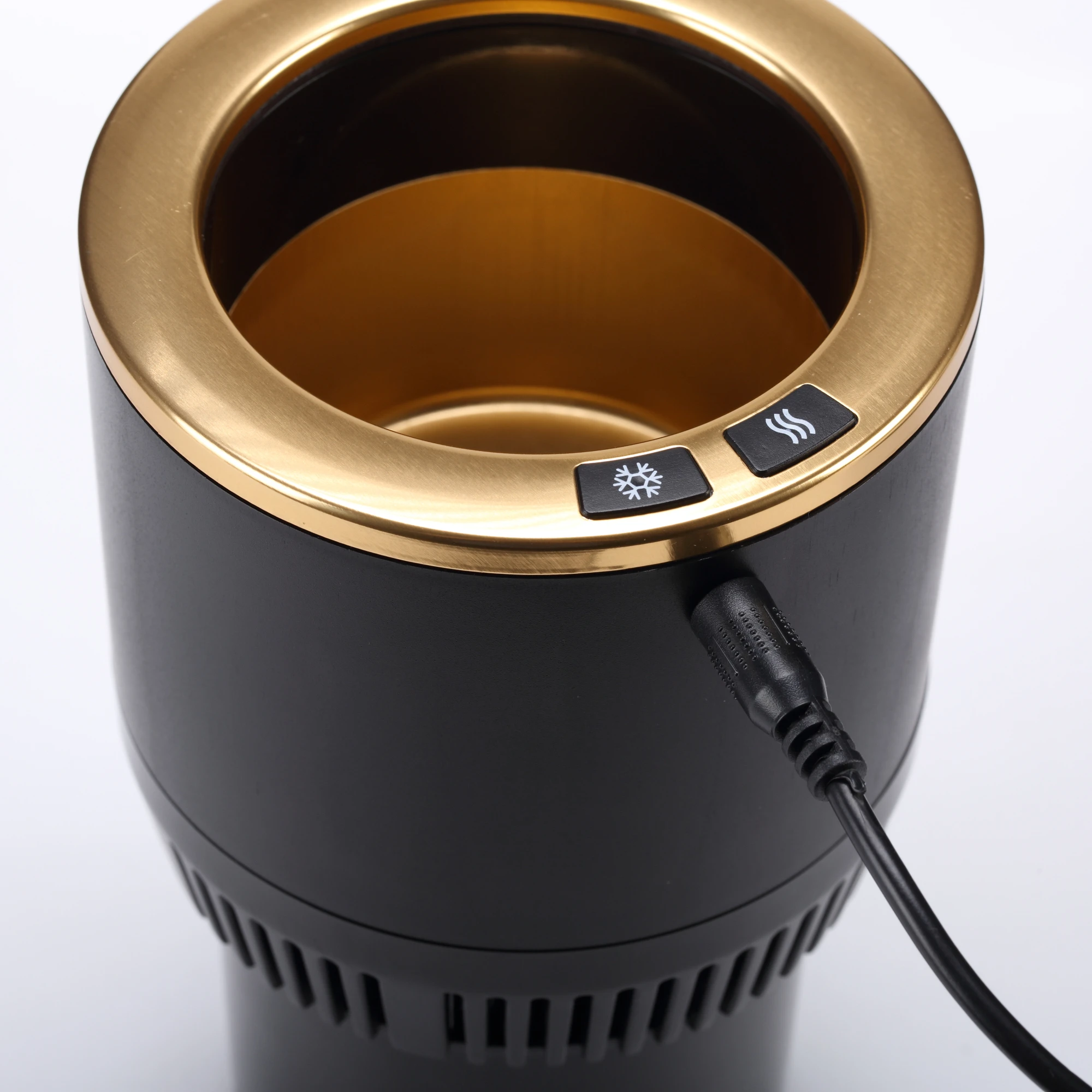 Factory Manufacturer Car Multifunction Electronic Smart Heating And Cooling Cup Mug Travel Cooler And Warmer Coffee Cup Holder