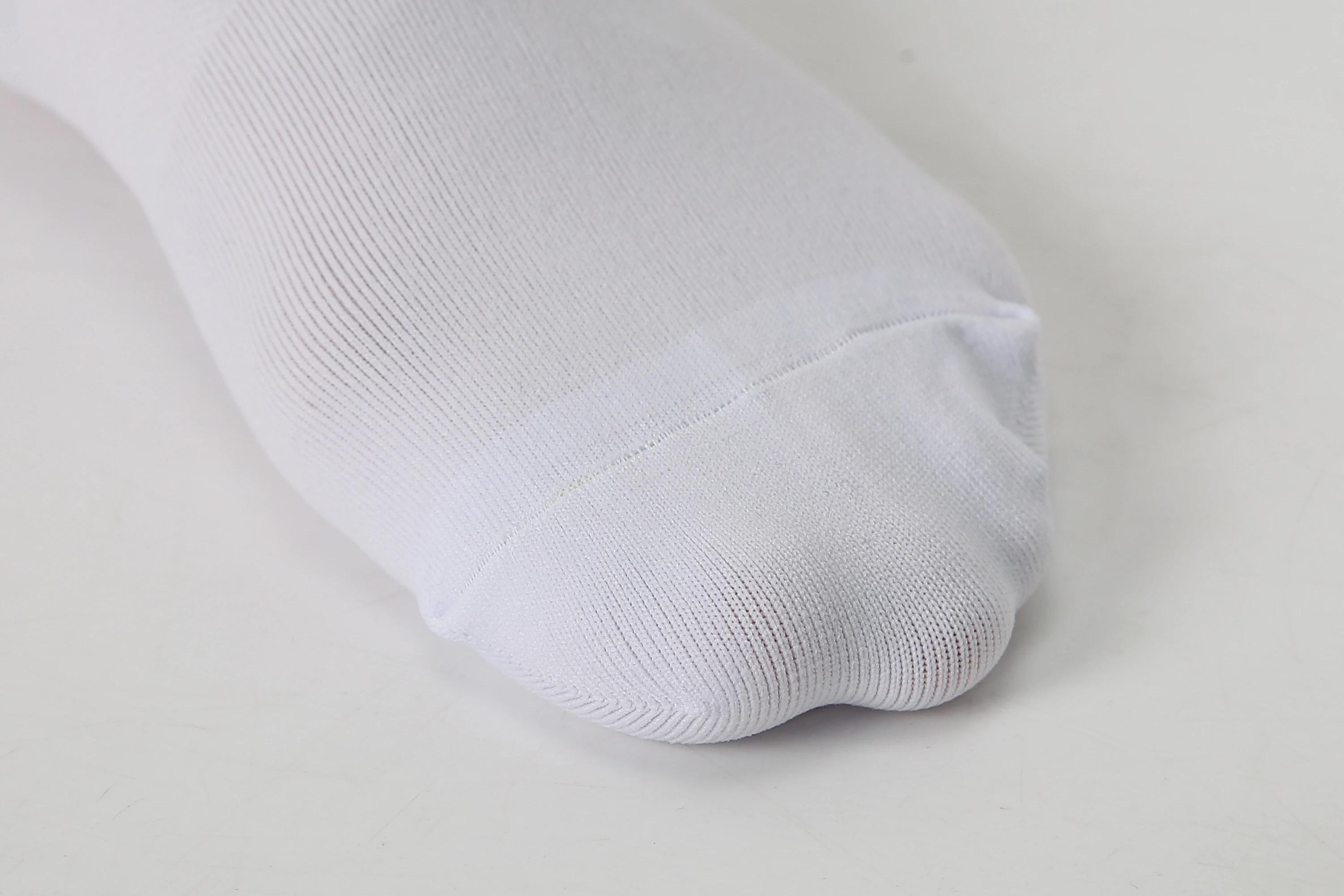 YKYWBIKE New High Quality Pro Team MTB Bike Socks Breathable Road Bicycle Socks Outdoor Sports Racing Socks Customized Logo