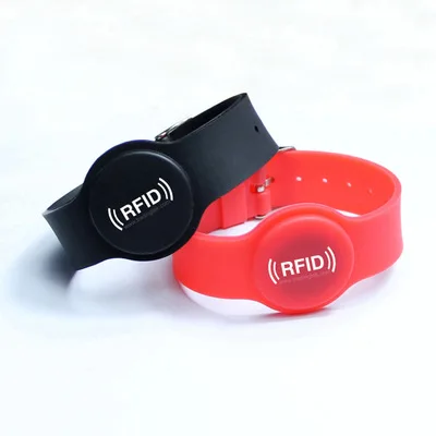 Top sale fashionable bracelet with D81 RFID wristband 13.56MHZ ISO 14443A protocol silicone bracelet