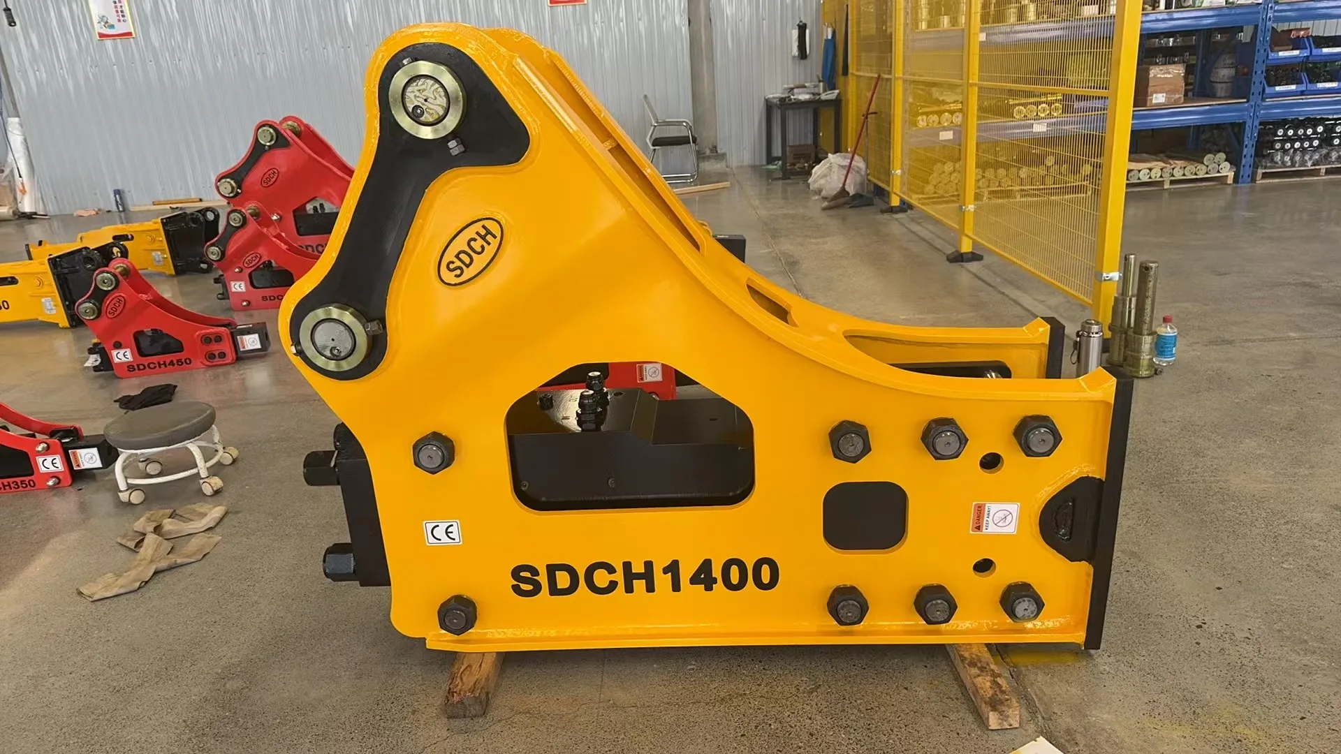 high quality SB81 side type hydraulic rock breaking hydraulic hammer for excavator