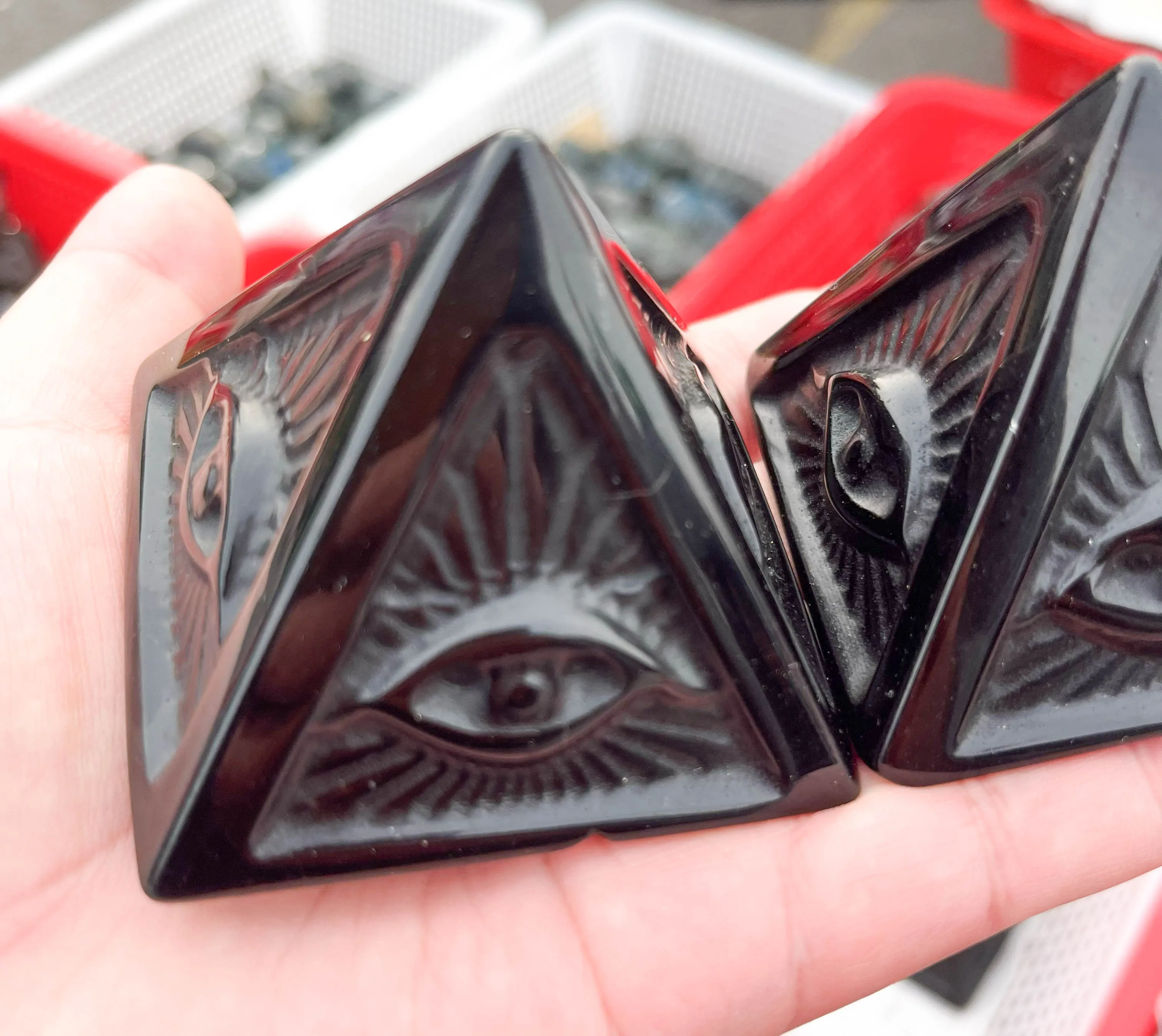Crystal Pyramid Horus Eye Natural Hand Carved Black Obsidian Stone Crystal Pyramid With Evil Eyes Gifts