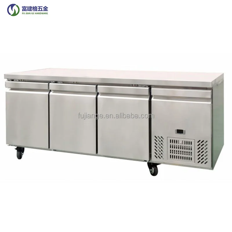 Height 950mm Europe Commercial Stainless Steel Refrigerator Freezer GN Counter With Backsplash Restaurant Kitchen Four Door