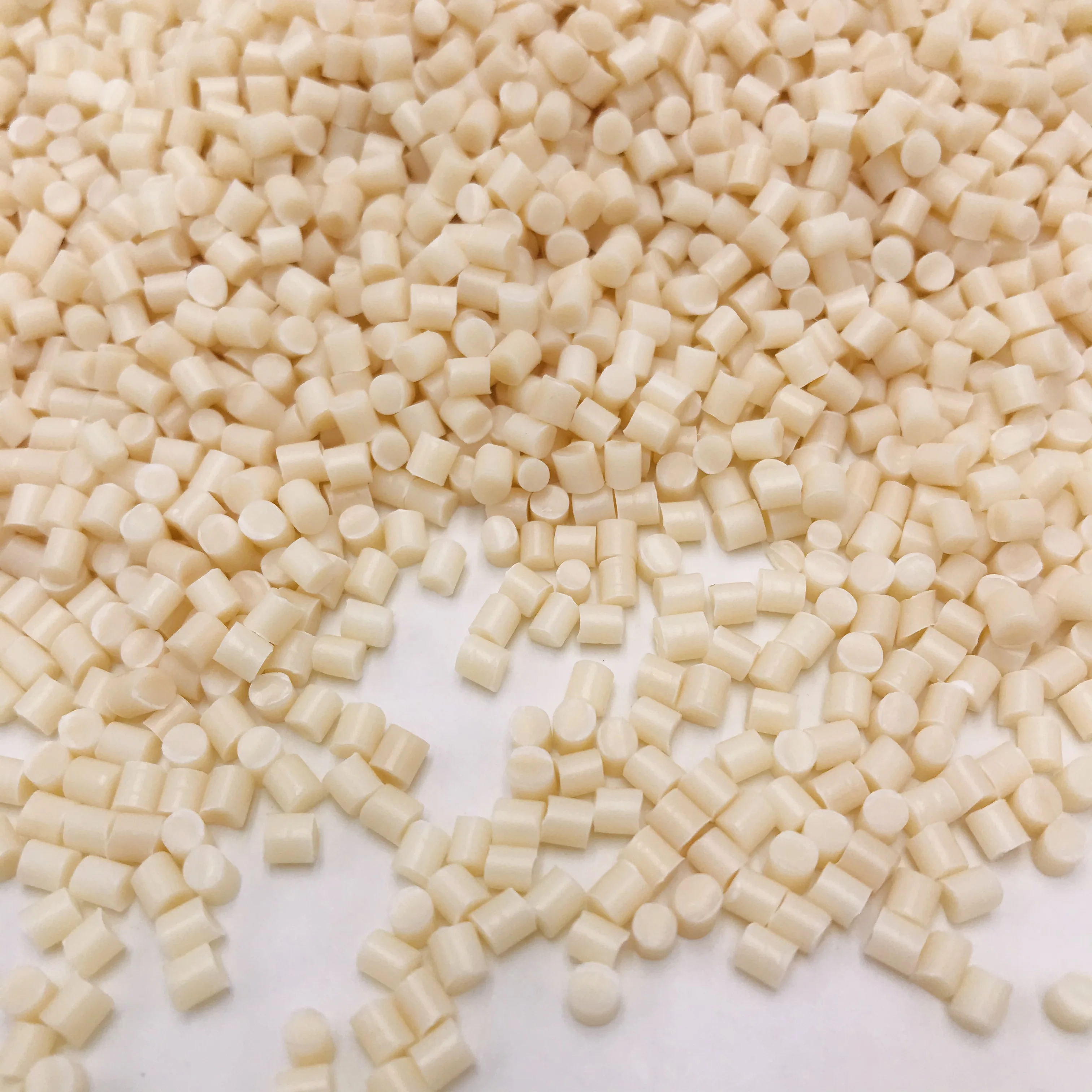 Hot Sale 100% Biodegradable and Compostable Cornstarch Granules Material 25kg/bag 1000kg Nature Biod Provided with Order