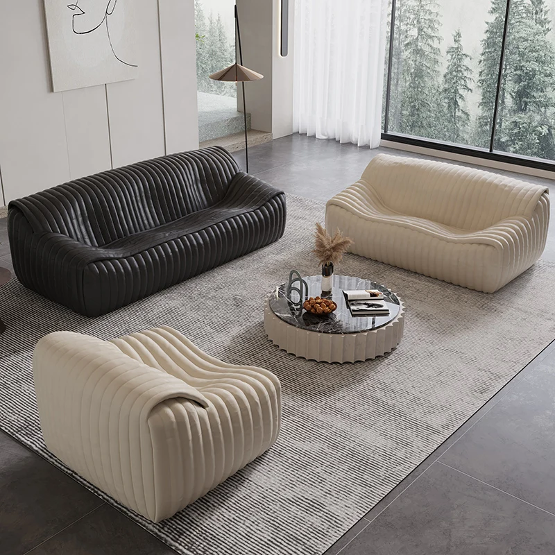 Cinna Leather Sofa Sandra by Annie Hieronimus