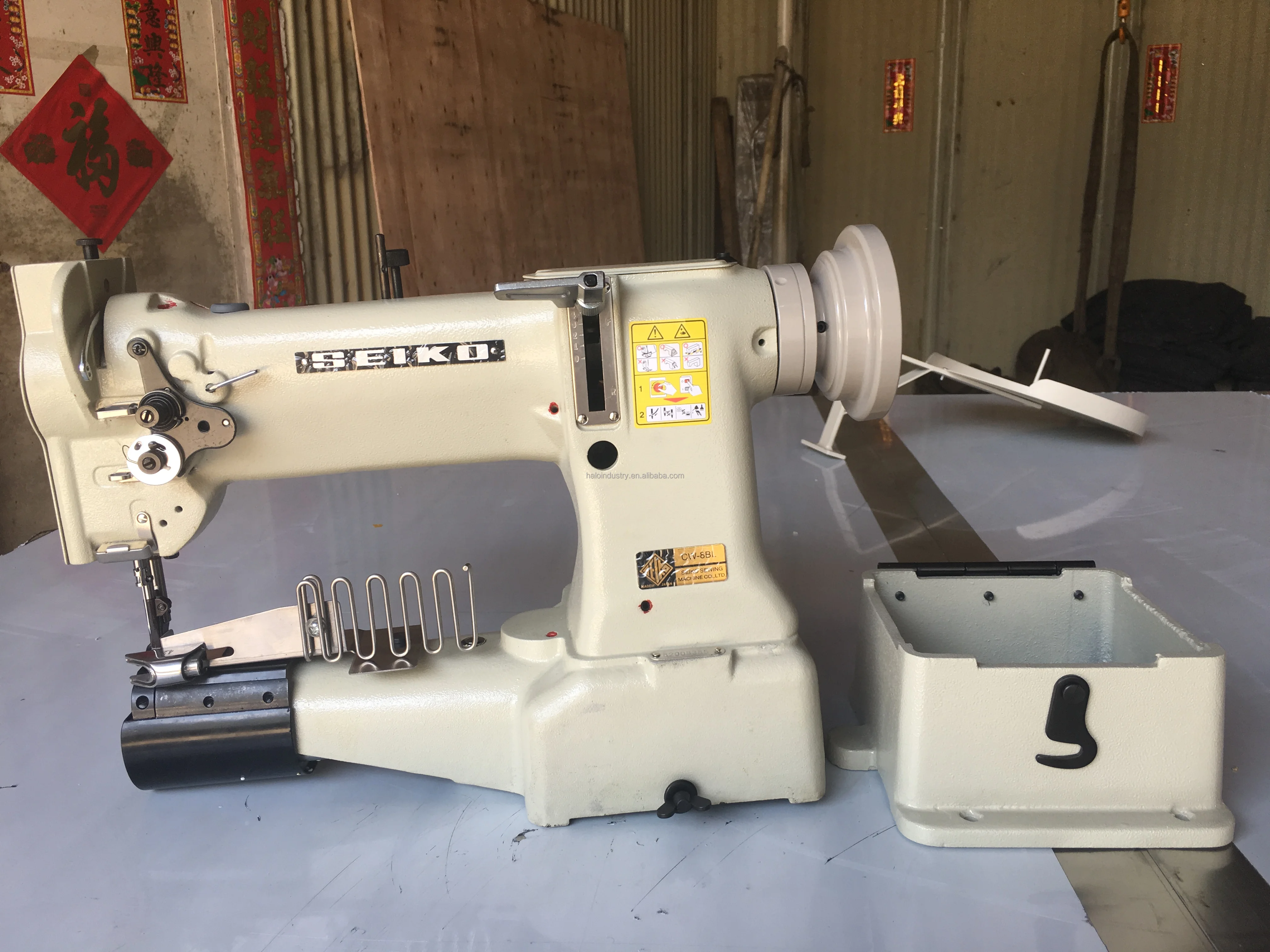 Best Selling 300U Head Mattress Tape Edge Sewing Machine Chain Stitch Industrial Blanket Edge Banding Hemming Sewing Machine