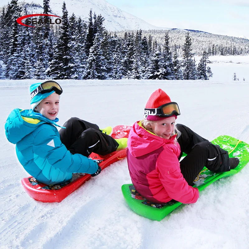 SEAFLO factory wholesale Competitive price snow sled board HDPE OEM hard plastic color sand sliding board kids snow board skiing