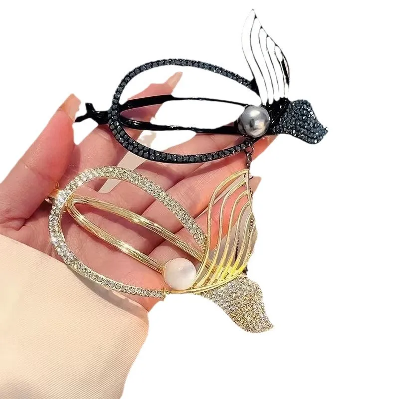 Korean version of the new high-end fringed fishtail roll high-grade plate hairpin.