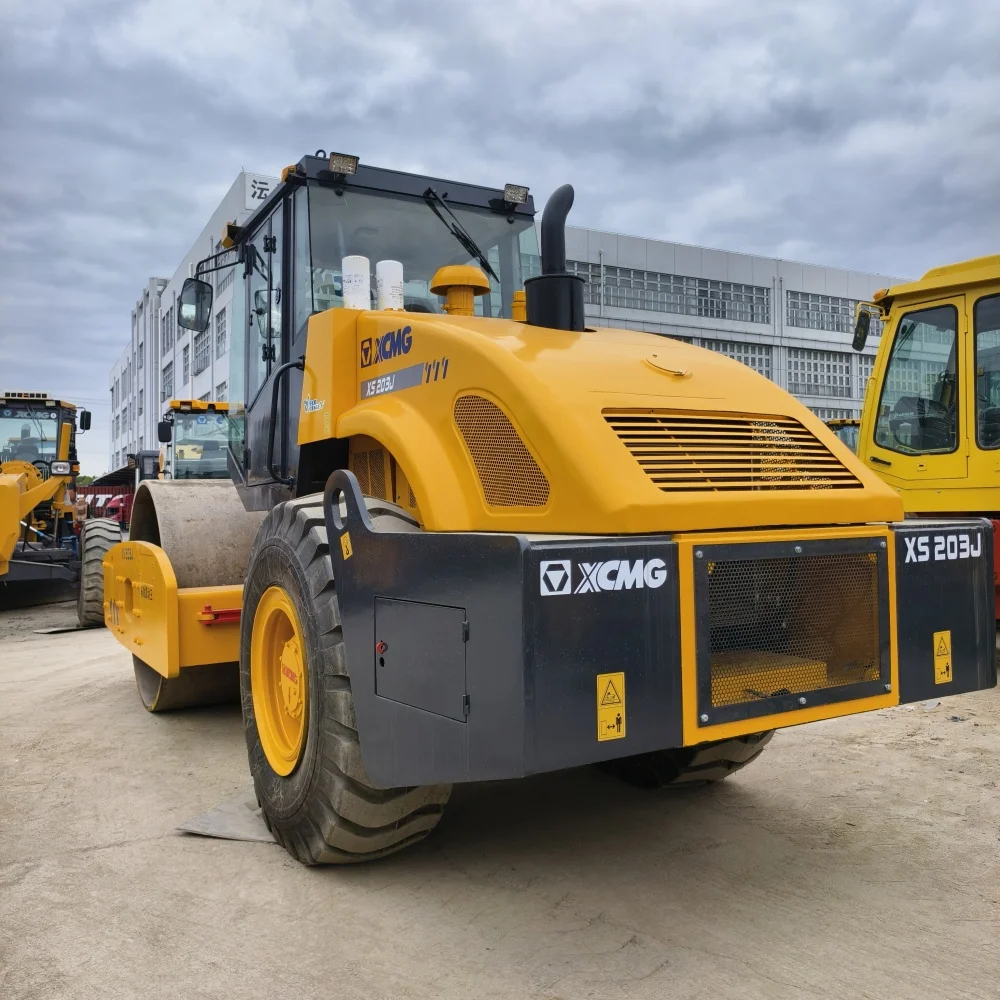 Used Original XCMG XS203J Road Roller Vibratory Soil Compactor with Detuz Engine Good Quality Strong Power for Sale