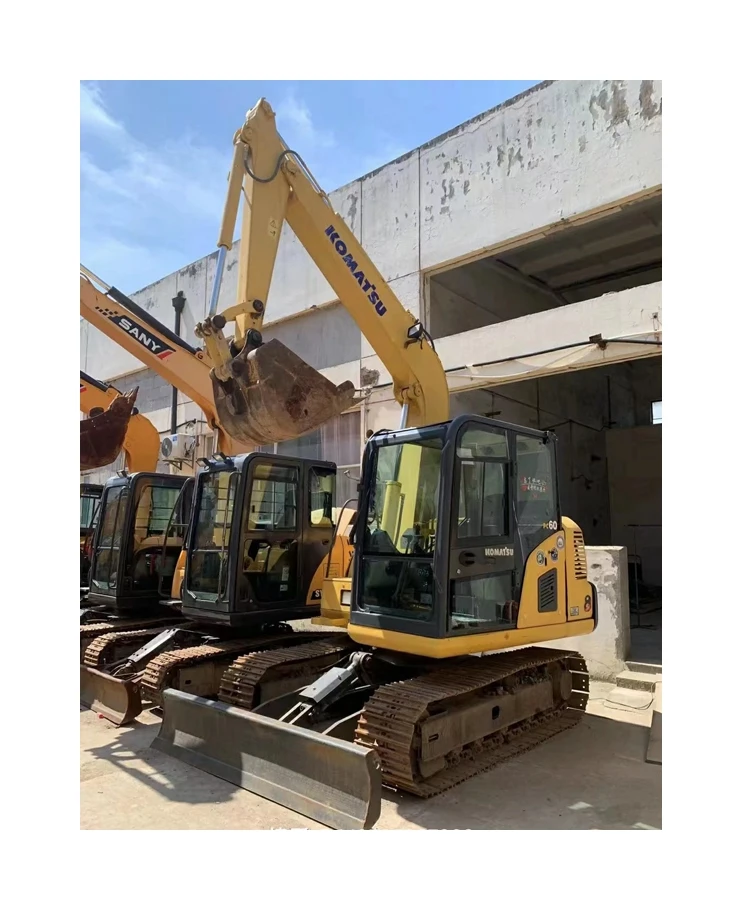 Crawler excavator Used komatsu PC70-8 / second-hand Japan engine PC 70