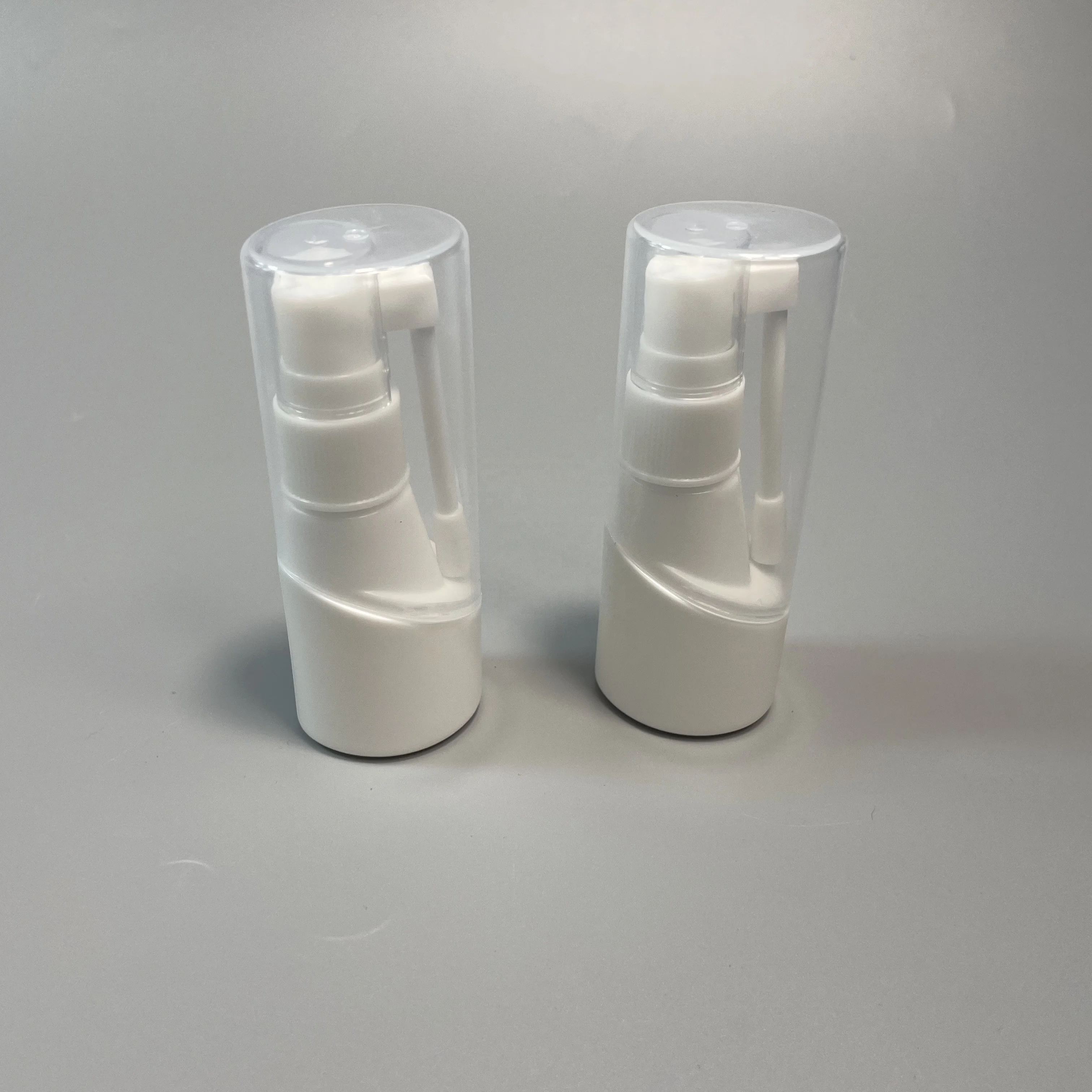 18/410 White Plastic Medical Nasal Spray With Long Nozzle White Mouth Nasal Throat 30ml Spray Pump Bottle