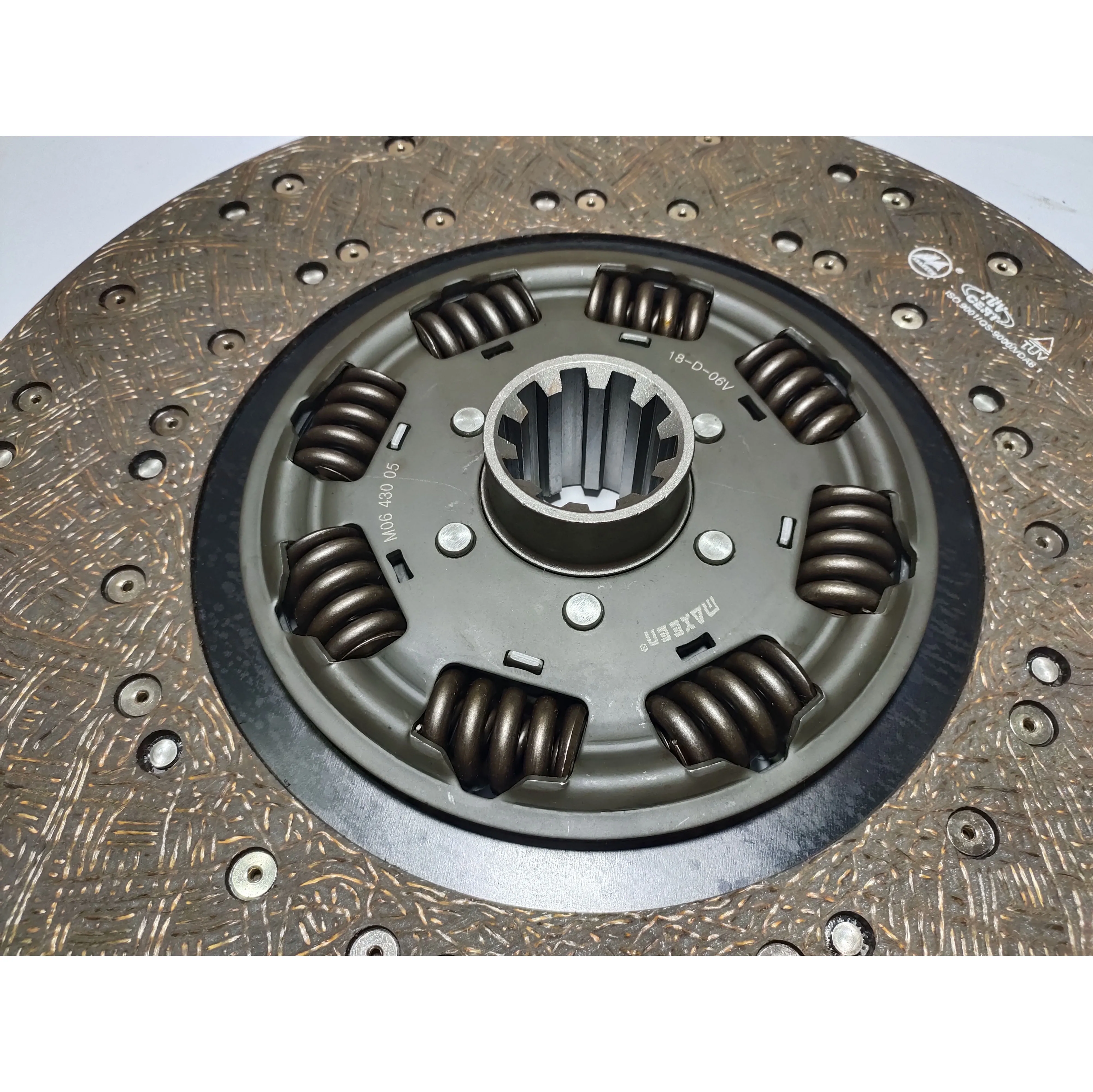 Clutch Disc 1862 530 231 Size 430mm suitable for Volvo with Maxeen No. M03 430 05