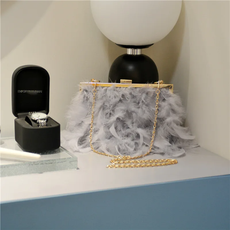 New European and American cross-border winter Turkey feather lady bag with ostrich feather pearl chain one-shoulder dinner bag