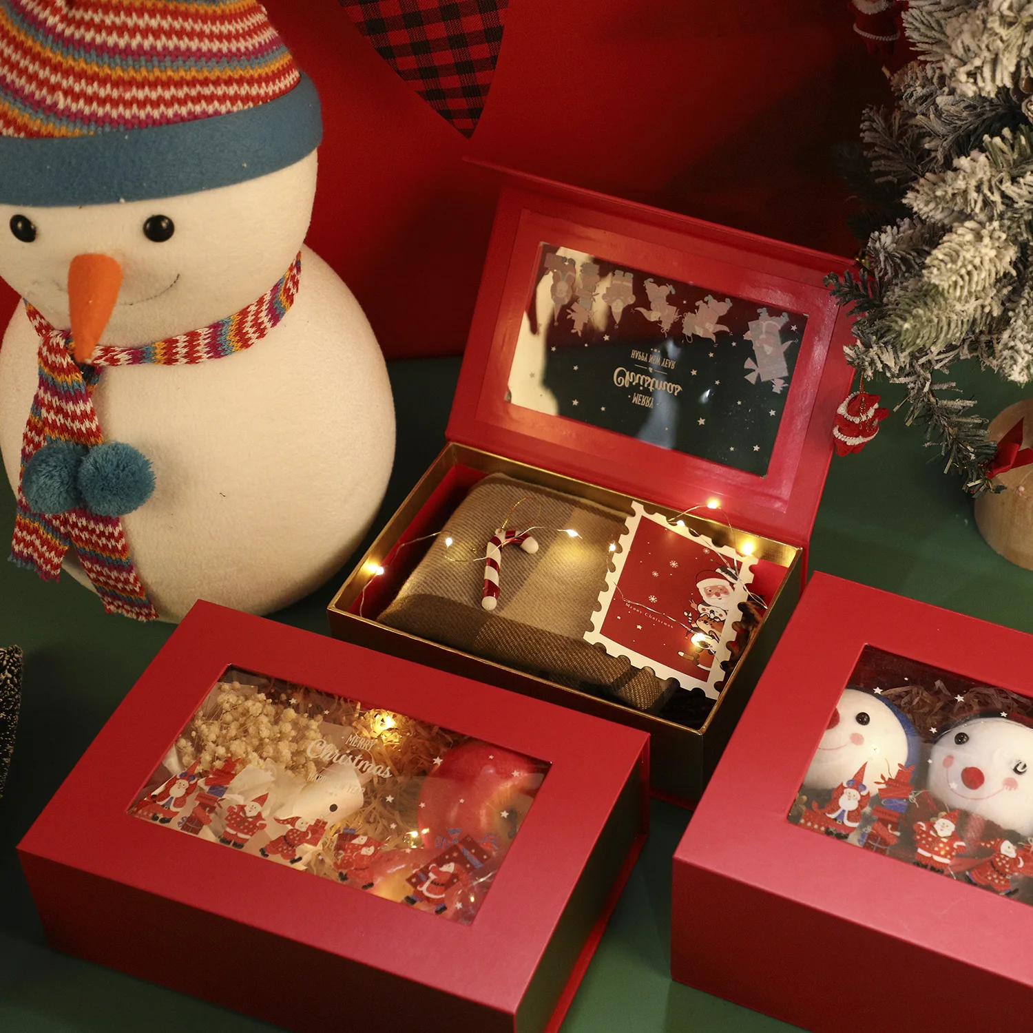 Customized printed logo unique luxury foldable Christmas wig muffin cake chocolate cookie packaging magnetic gift paper boxes