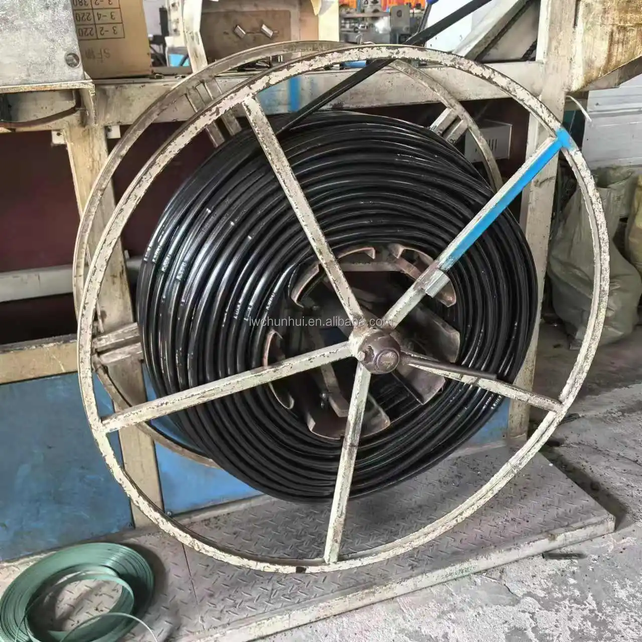 Drip Irrigation System Drip Pipe 16mm Inline Round Dripper Farm Irrigation System Pipe Anti UV Drip Tube