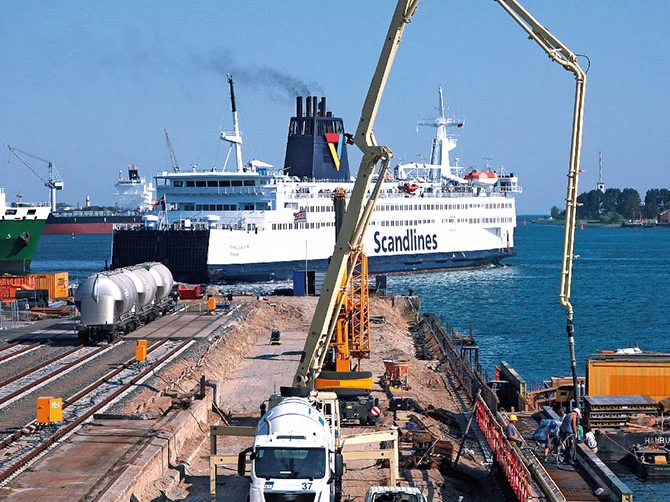 HB72V Brand New 72 m Concrete Boom Pump Truck 180 m3/h Output Mounted Concrete Placing Boom Pump Micro Fuel Pump Truck