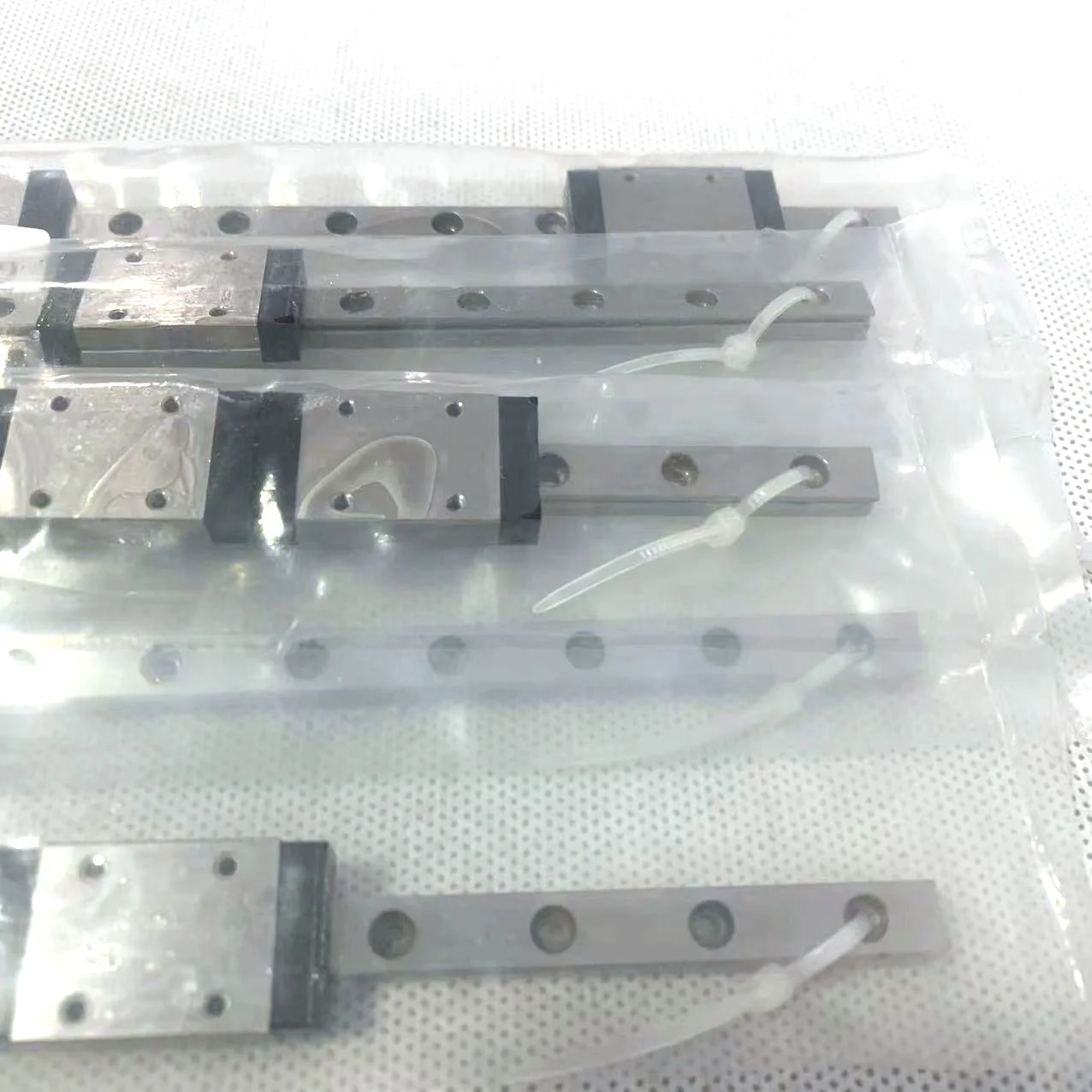 Taiwan Abba Linear Guide Brh20bl, Brh25bl for CNC Router low price high quality