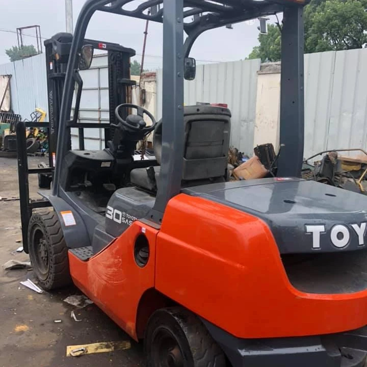 Хорошее состояние, вилочный погрузчик Toyota 8FD30 3T б/у, дизельный двигатель 3 м, высота подъема, вилочный погрузчик с боковым переключением