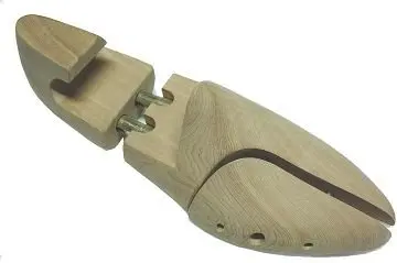 FSC  certified adjustable aromatic cedar wood shoe trees stretcher for men or women