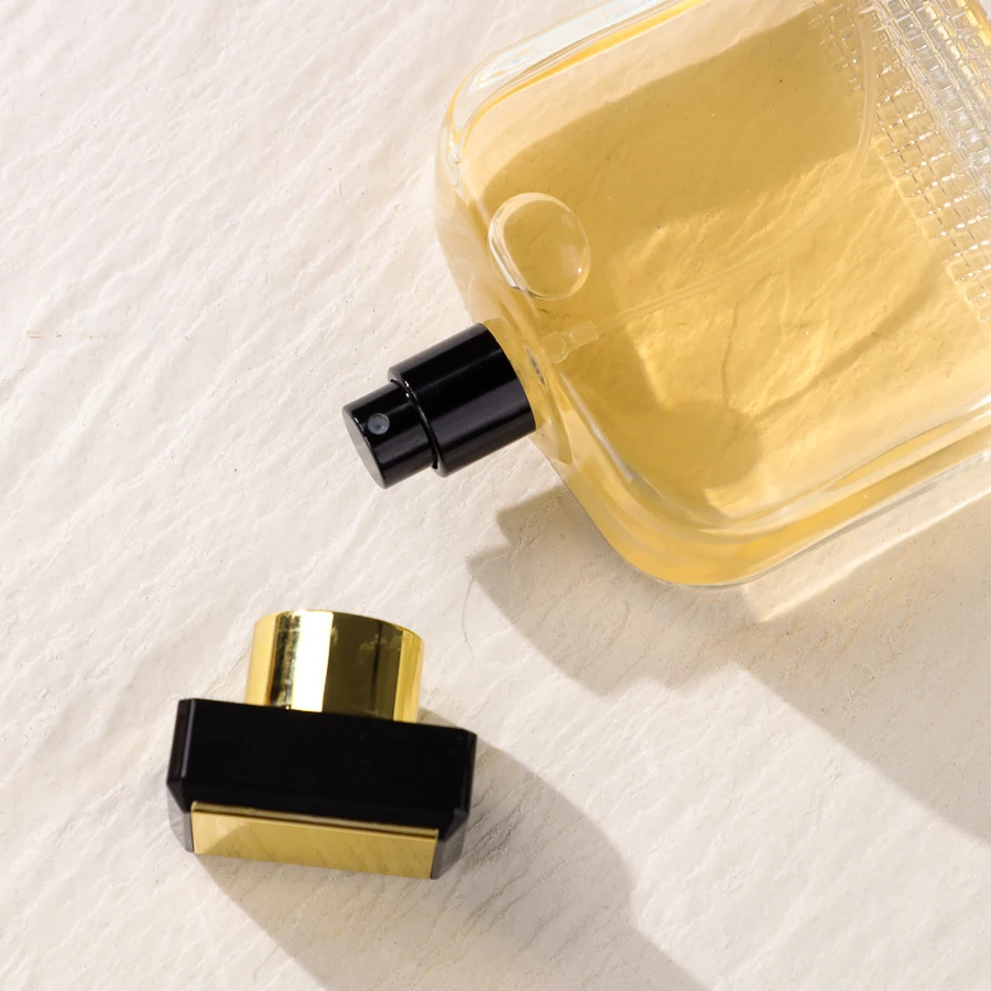 Professional Design Custom 150ml 50ml 100ml Clear Empty Flat Square Glass  Perfume Spray Bottle With Lid