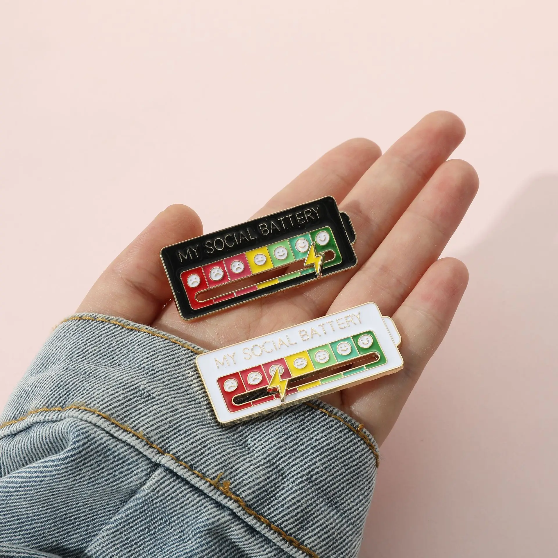 Hot Sale Wholesale Custom Logo Name Tag Badge Blank Famous my social battery Metal Lapel Pin
