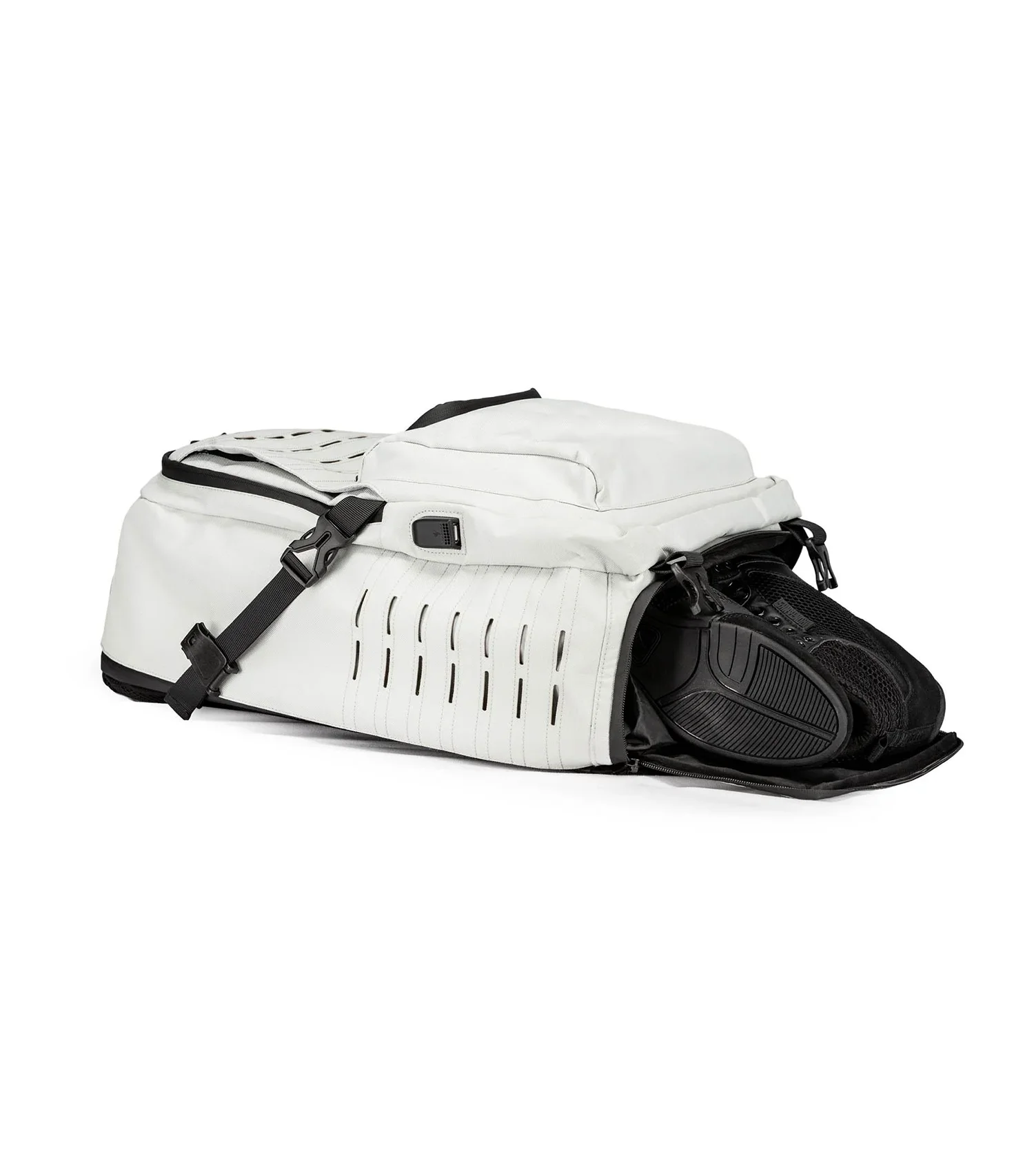 Wholesale 45lts tactical gym backpack 1000d polyester laser cut fitness sport backpack with usb charge gym bag