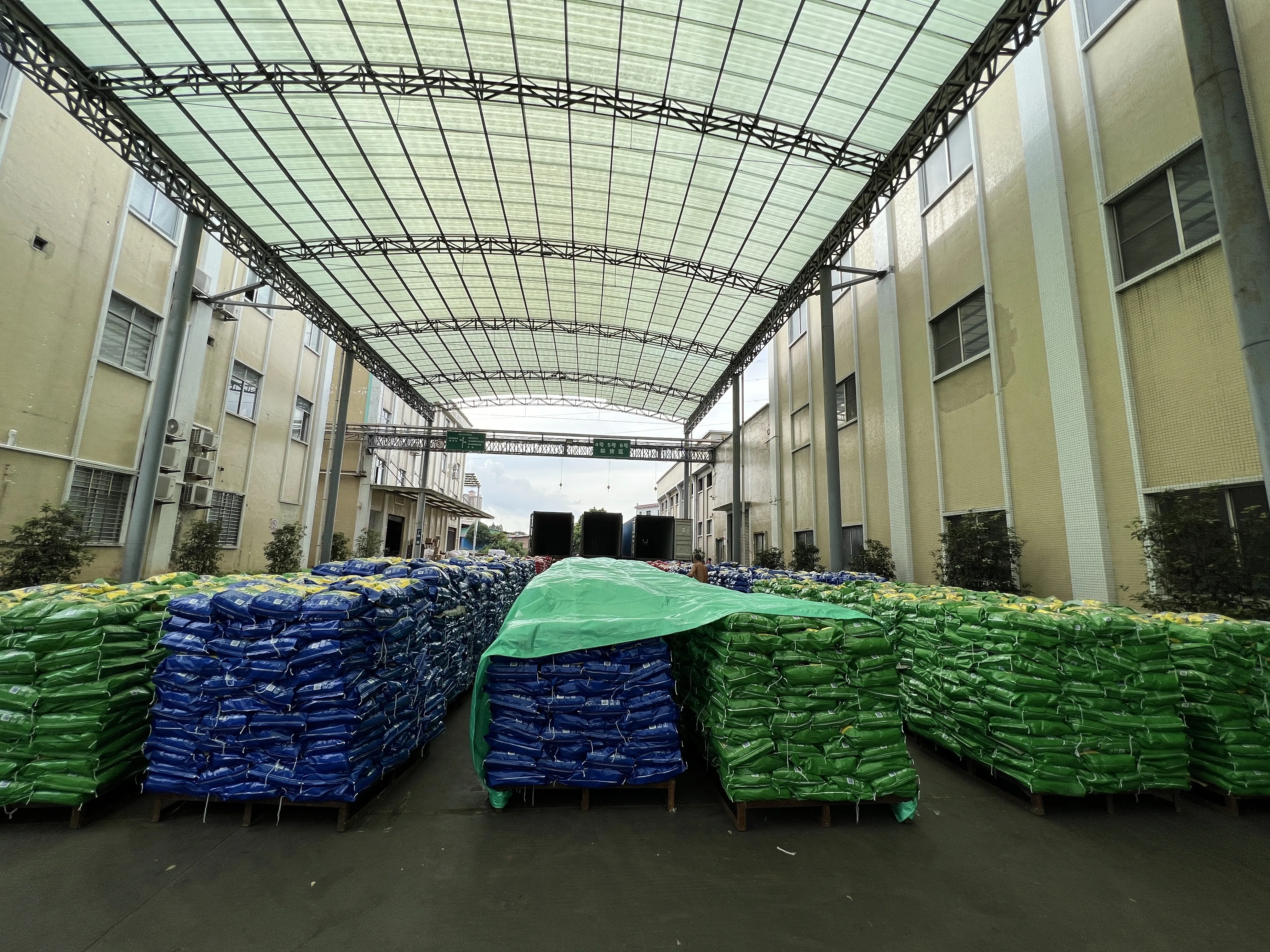High Efficientce 20kg Woven Packing Laundry Detergent Powder by Chinese Manufacturer