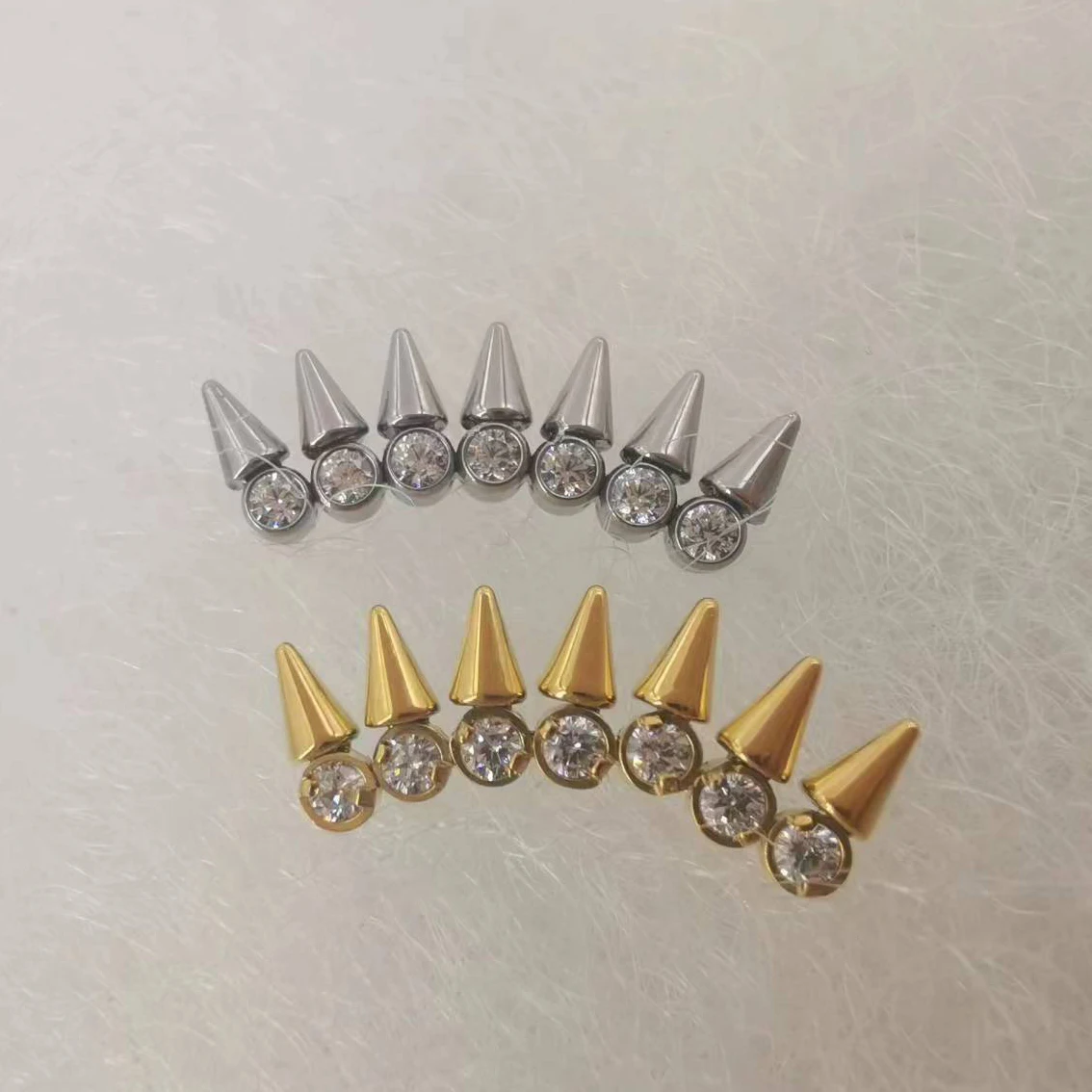 Calendo  Jewelry  ASTM  F136 Titanium Internally Threaded  7 Spikes  Stud Piercing  Earring  End Jewelry