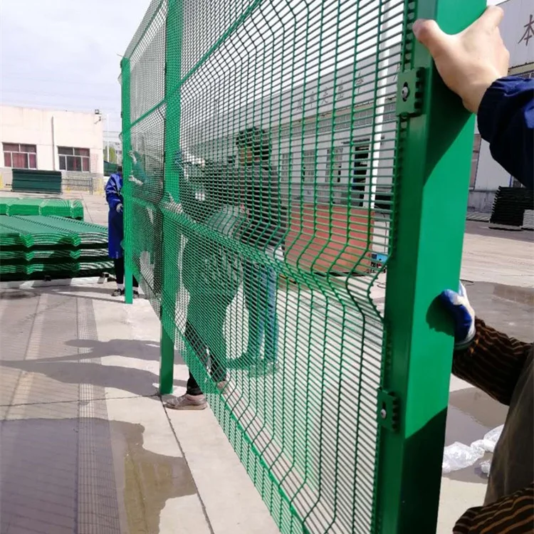358 High Security Mesh Fencing Customized Curves 358 Fence Anti Corrosion 3mm-6mm Wire Diameter