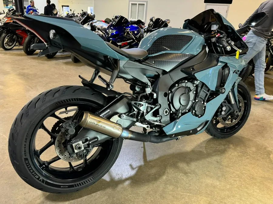 RideNow BIKES  2023-2024 Yamaha YZF R1 Motorcycles Dirt bike motorcycle