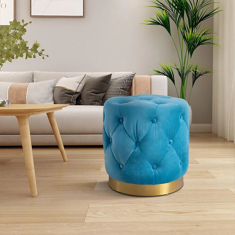 Wholesale Hot Selling Modern Round Ottoman Stool Velvet Fabric Tufted Footstool Ottoman For Living Room Furniture